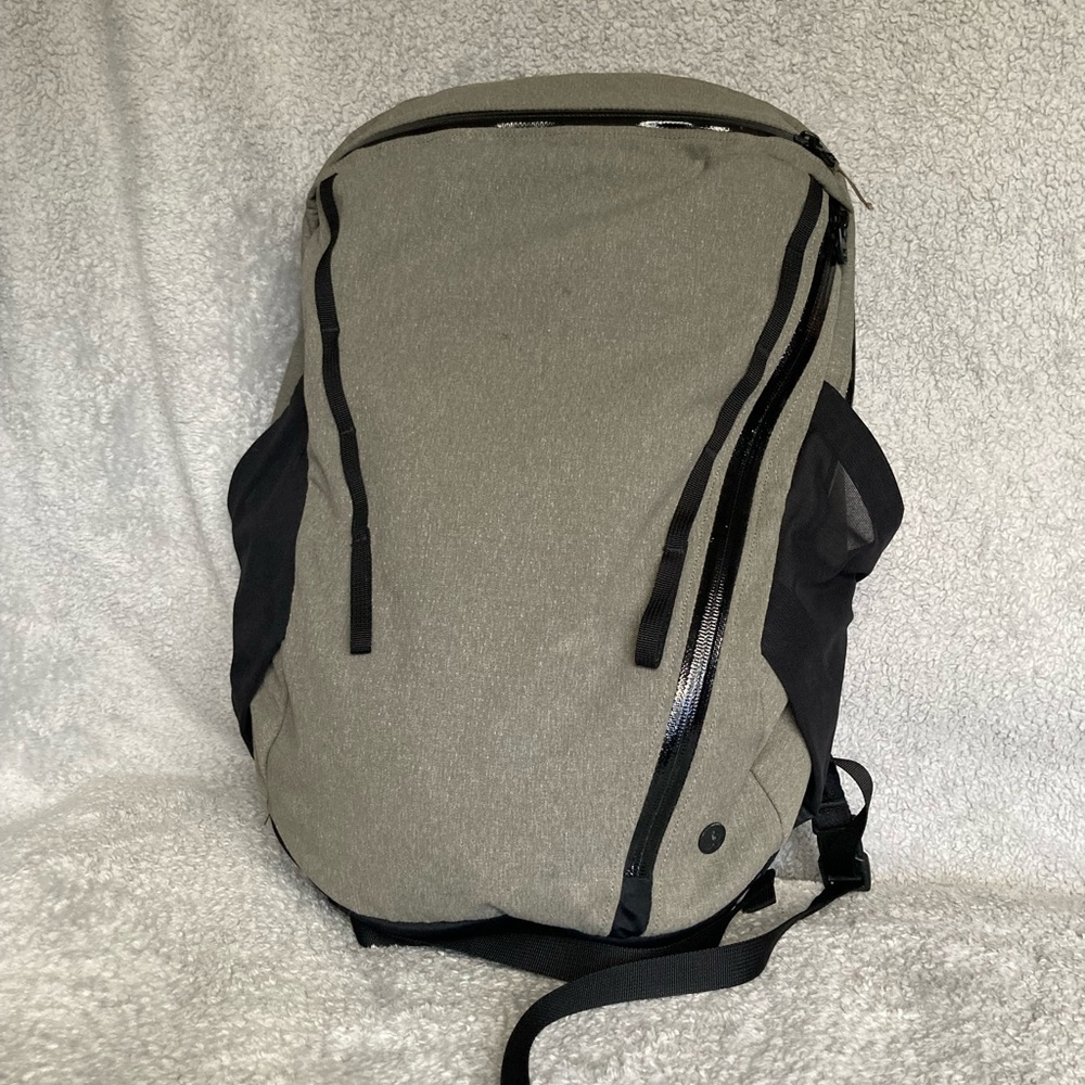 Lululemon Athletica Core Backpack 2.0 Heather Gray